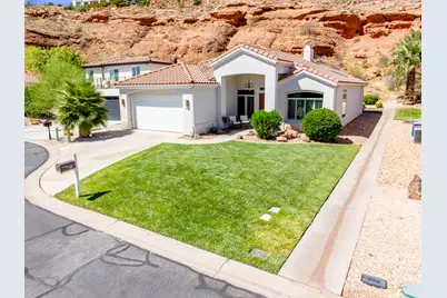 23 N Shadow Ridge Dr, Washington, UT 84780 - Photo 2