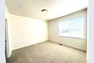 9587 N 4500 W, Cedar Hills, UT 84062 - Photo 16