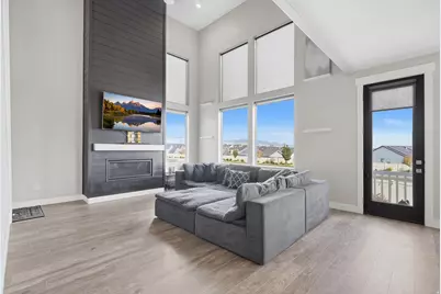 4452 W Bartlett Dr, Herriman, UT 84096 - Photo 4