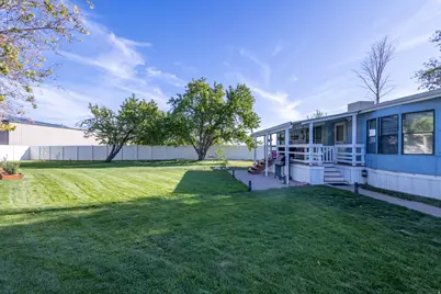 935 E 3000 N #10, Layton, UT 84040 - Photo 4
