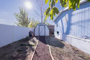 935 E 3000 N, Layton, UT 84040 - Photo 6
