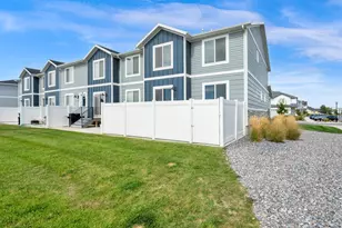 1858 E Fall St, Eagle Mountain, UT 84005 - Photo 24
