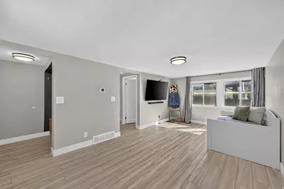 2058 W 4400 S, Roy, UT 84067 - Photo 12