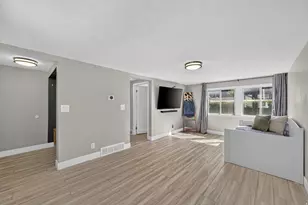 2058 W 4400 S, Roy, UT 84067 - Photo 12