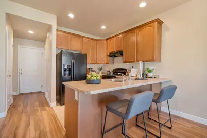 3166 W Desert Lily Dr, Lehi, UT 84043 - Photo 10