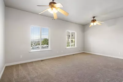 8994 S Forest Lake Cir, Cedar Hills, UT 84062 - Photo 36