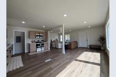 272 E 4800 S, Washington Terrace, UT 84405 - Photo 4