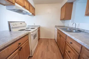 870 S 1625 E, Clearfield, UT 84015 - Photo 6