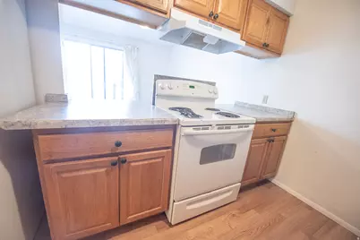 870 S 1625 E #B, Clearfield, UT 84015 - Photo 8