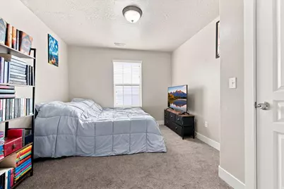 1638 N Venetian Way, Saratoga Springs, UT 84045 - Photo 10
