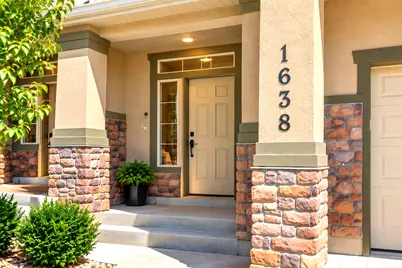 1638 N Venetian Way, Saratoga Springs, UT 84045 - Photo 2