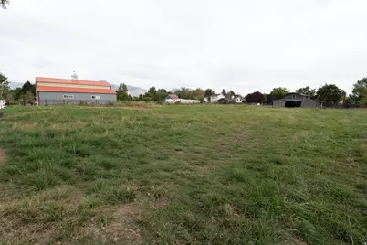 2129 W 2700 N, Farr West, UT 84404 - Photo 52