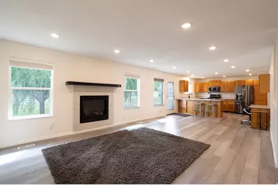 2129 W 2700 N, Farr West, UT 84404 - Photo 8