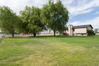 2129 W 2700 N, Farr West, UT 84404 - Photo 36