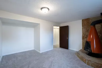 2129 W 2700 N, Farr West, UT 84404 - Photo 26