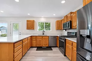 2129 W 2700 N, Farr West, UT 84404 - Photo 12