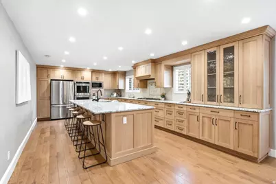7262 S Towncrest Dr, Cottonwood Heights, UT 84121 - Photo 14