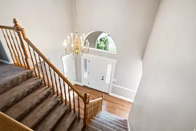 7262 S Towncrest Dr, Cottonwood Heights, UT 84121 - Photo 6