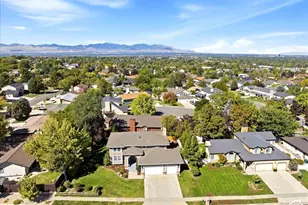 7262 S Towncrest Dr, Cottonwood Heights, UT 84121 - Photo 38