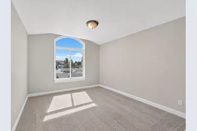 569 E 2200 S, Clearfield, UT 84015 - Photo 18