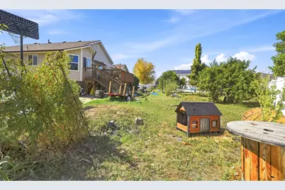 569 E 2200 S, Clearfield, UT 84015 - Photo 28