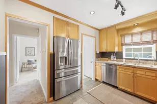 2491 S Douglas St, Salt Lake City, UT 84106 - Photo 10