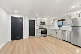 517 E Holstein Way S, Murray, UT 84107 - Photo 44