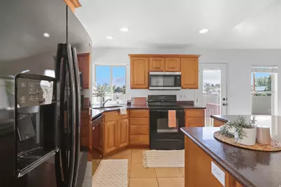 1018 N 2325 W, Layton, UT 84041 - Photo 12