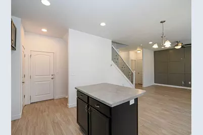 3083 S Red Pine Dr W, Saratoga Springs, UT 84045 - Photo 10