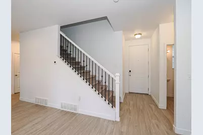 3083 S Red Pine Dr W, Saratoga Springs, UT 84045 - Photo 2