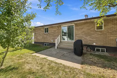 231 E 650 S, Kaysville, UT 84037 - Photo 36