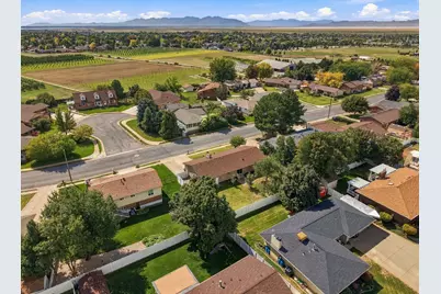 231 E 650 S, Kaysville, UT 84037 - Photo 34