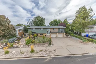 1987 S Claremont Dr E, Bountiful, UT 84010 - Photo 2