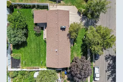 239 S Edgehill Dr, Fruit Heights, UT 84037 - Photo 56