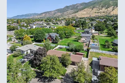 239 S Edgehill Dr, Fruit Heights, UT 84037 - Photo 52