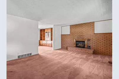 239 S Edgehill Dr, Fruit Heights, UT 84037 - Photo 4
