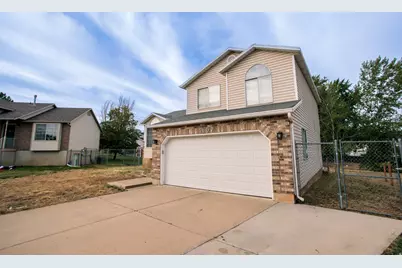 4197 Lily Dr, Roy, UT 84067 - Photo 4