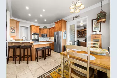 92 W Salem Hills Dr, Elk Ridge, UT 84651 - Photo 18