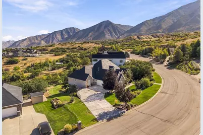 92 W Salem Hills Dr, Elk Ridge, UT 84651 - Photo 48
