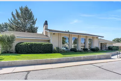 1909 E 5150 S, Holladay, UT 84117 - Photo 24
