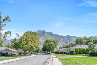 1909 E 5150 S, Holladay, UT 84117 - Photo 30