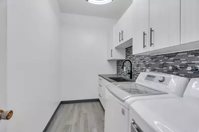 1909 E 5150 S, Holladay, UT 84117 - Photo 18
