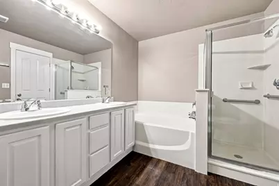 8533 S Sunrise Oak Dr, West Jordan, UT 84081 - Photo 16