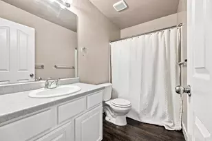 8533 S Sunrise Oak Dr, West Jordan, UT 84081 - Photo 18