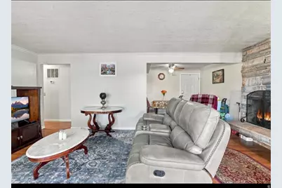 881 E Maple View Dr #13, Salt Lake City, UT 84106 - Photo 2
