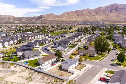 4223 N Pinion Cir W, Eagle Mountain, UT 84005 - Photo 40