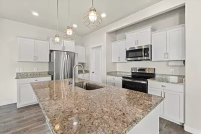 611 S Locust Dr E, Saratoga Springs, UT 84045 - Photo 4