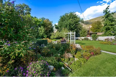 83 E 200 S, Farmington, UT 84025 - Photo 36
