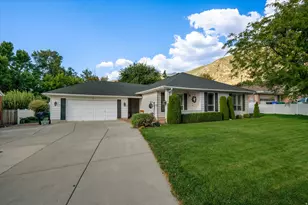 83 E 200 S, Farmington, UT 84025 - Photo 32