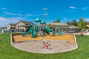 9012 N Suffolk Ln E, Eagle Mountain, UT 84005 - Photo 48